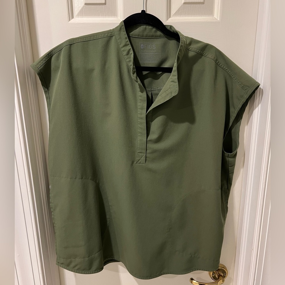 Figs Dark Olive Rafaela Scrub Top XL